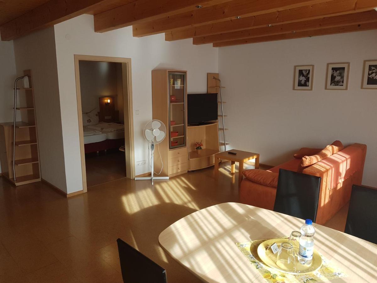Andi'S Steakhuesli & Hotel Schopfheim Chambre photo