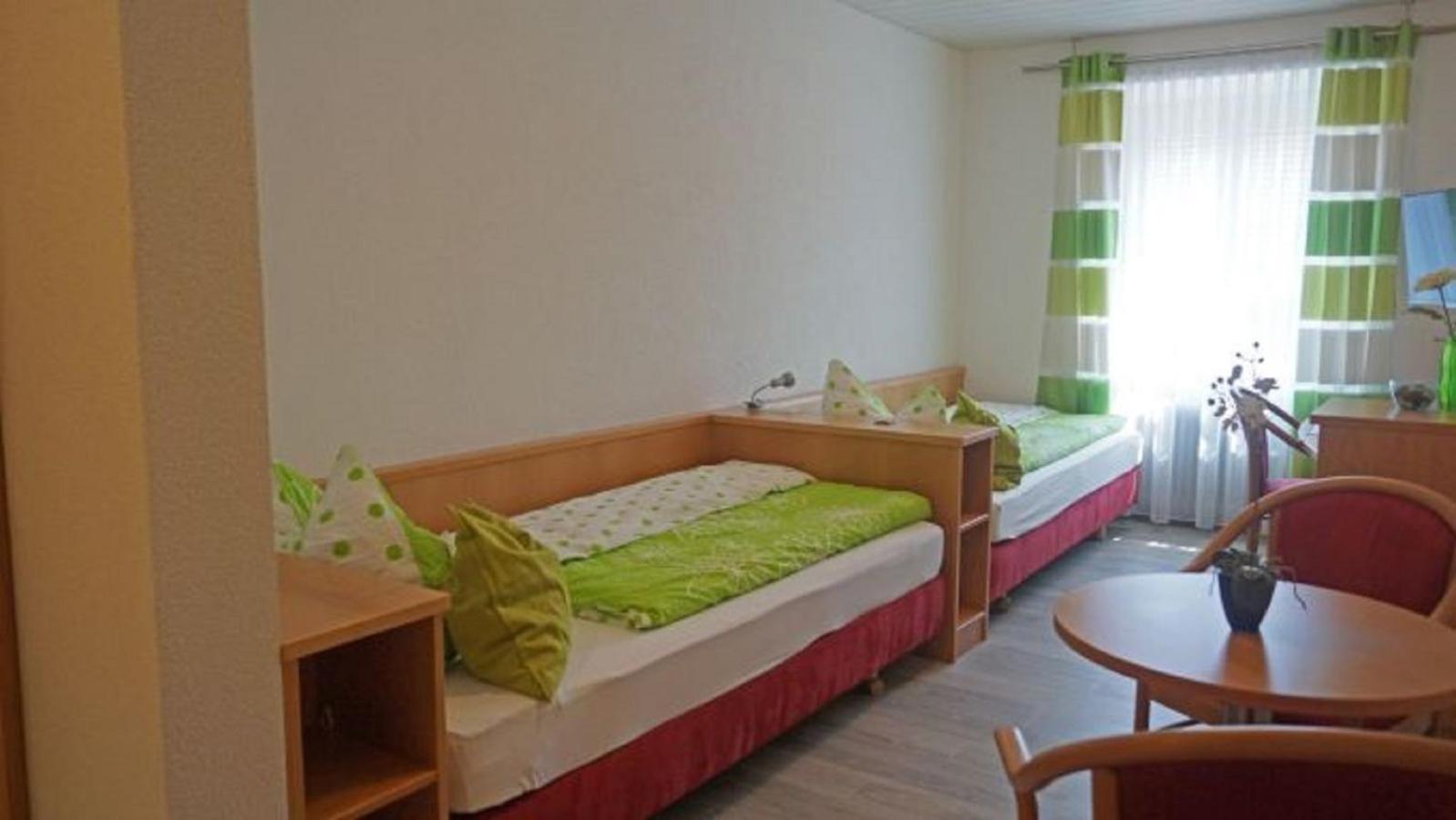 Andi'S Steakhuesli & Hotel Schopfheim Chambre photo